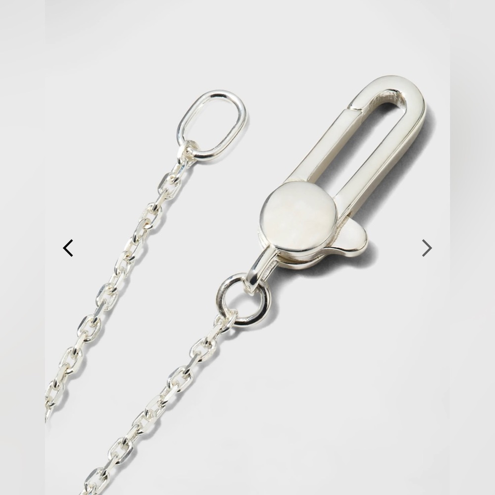 GUCCI trademark bracelet with heart pendant 💎 - Picture 4 of 5